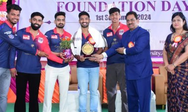 सतत प्रयत्न करणारे कधीच हरत नाहीत - अलार्ड विद्यापीठाचे कुलपति डॉ.एल.आर.यादव